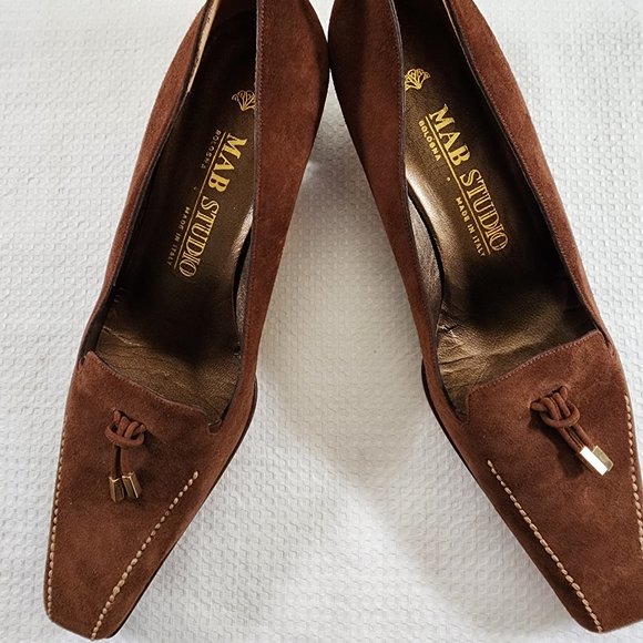Italian Brown Suede Pumps (MAB Studio) - Picture 1 of 6